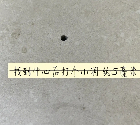 杨陵瓷砖空鼓维修公司专业解答在瓷砖铺贴过程中，如果砂料搅拌不均匀，将会带来以下问题